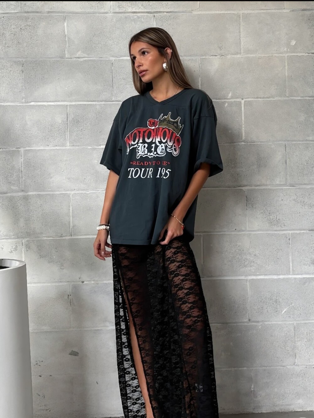 🍁 NWT| Daydreamer Notorious BIG Ready to Die 1995 Tour V-Neck